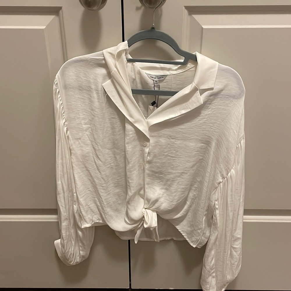 NWT Naked Zebra Medium White Long sleeved top.